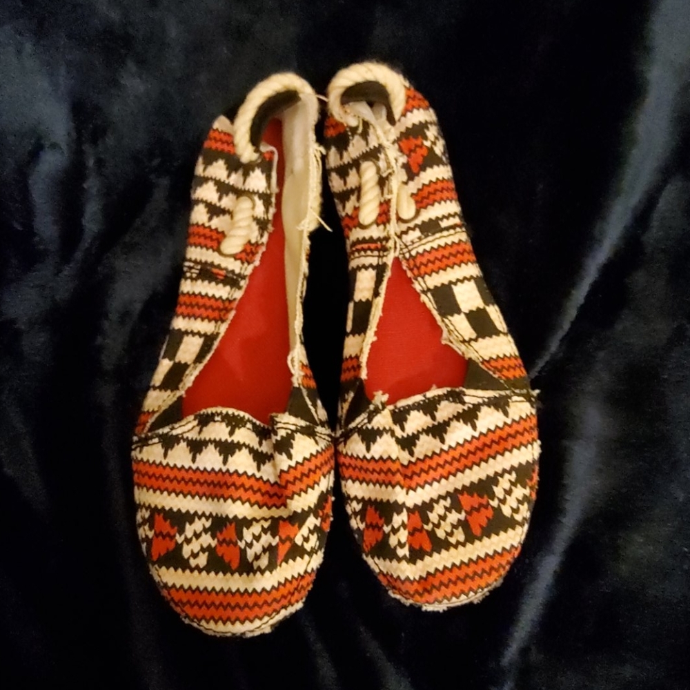 New Gianni Bini Canvas Flats